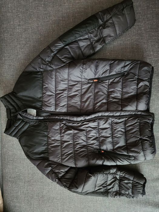 Куртка    Zara.  .