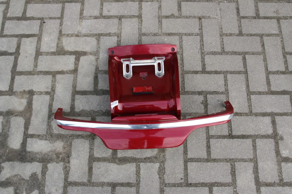 8239 Błotnik tylny łącznik z dokładka nadstawka Honda Goldwing Gl1800