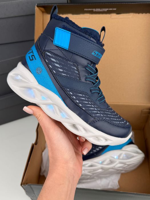 Мигающие теплые ботинки на липучках Skechers 27/30/31/32/33/35р