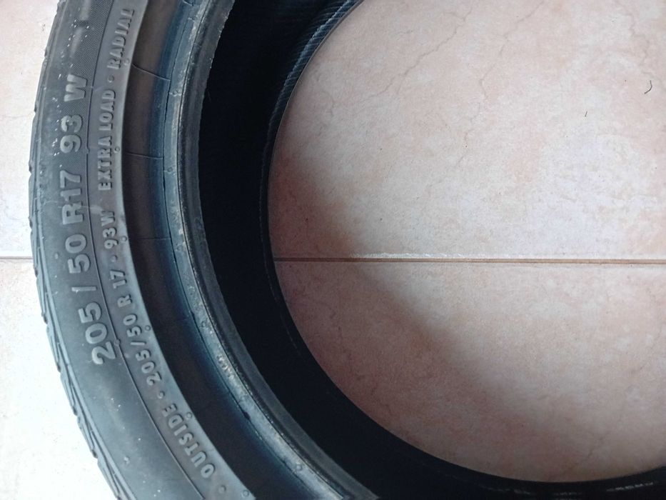 1 Pneu FeuVert efficiency 215/50R17 quase novo