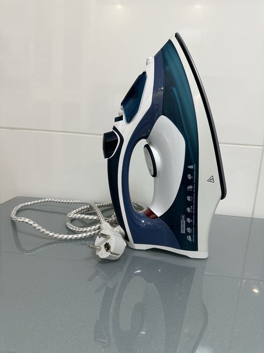 Праска утюг відпарювач