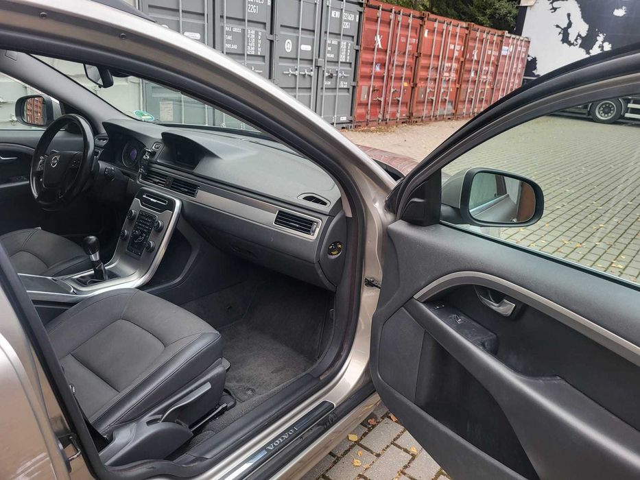 Volvo v 70 2012 polift 2.0d 3 5 cyl.
