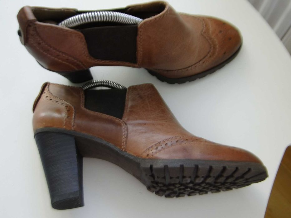 NOWE botki wiosna/jesień 39 skóra naturalna wygodny obcas