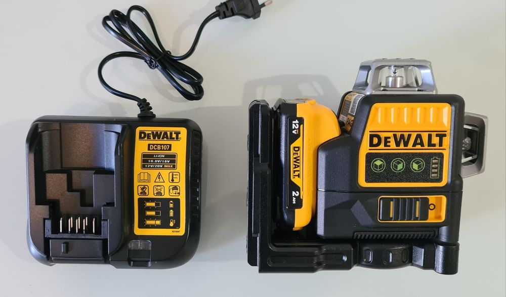 Nivel a Laser Dewalt completo