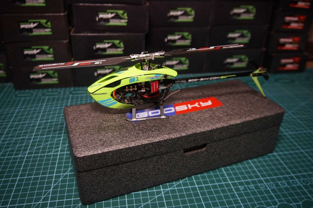 RC модель вертолета Goosky S1