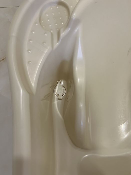 Дитяча ванночка для купання