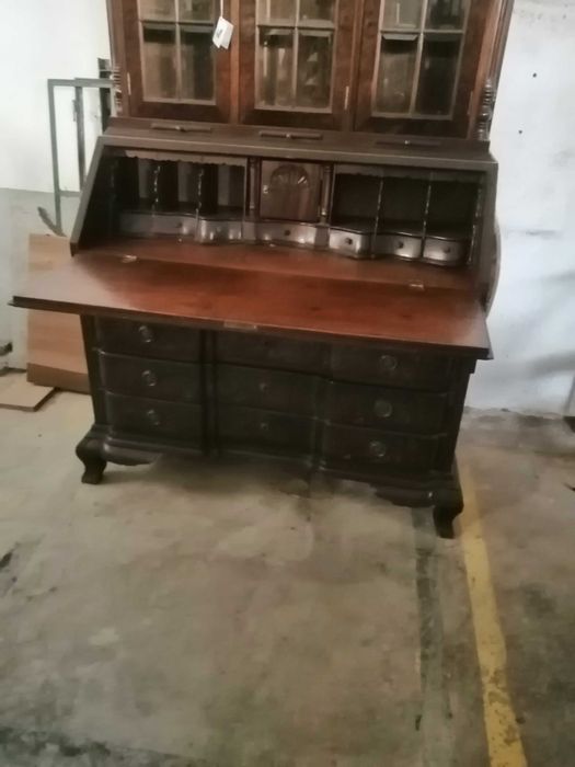 Móvel papeleira estilo inglês