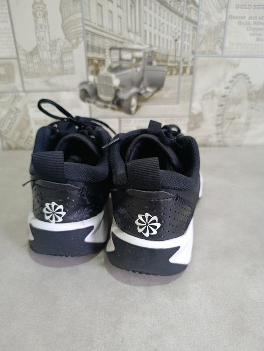 Кросівки Nike  38р.