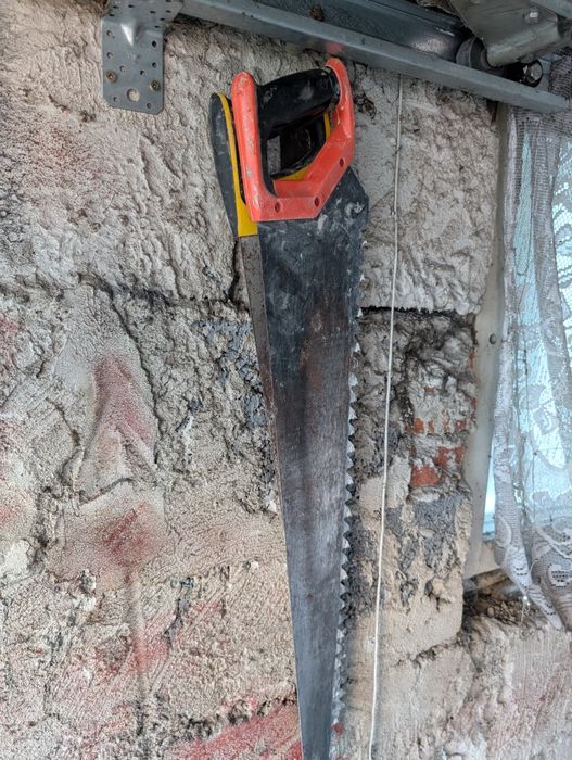 Dwie piły ręczne do gazbetonu