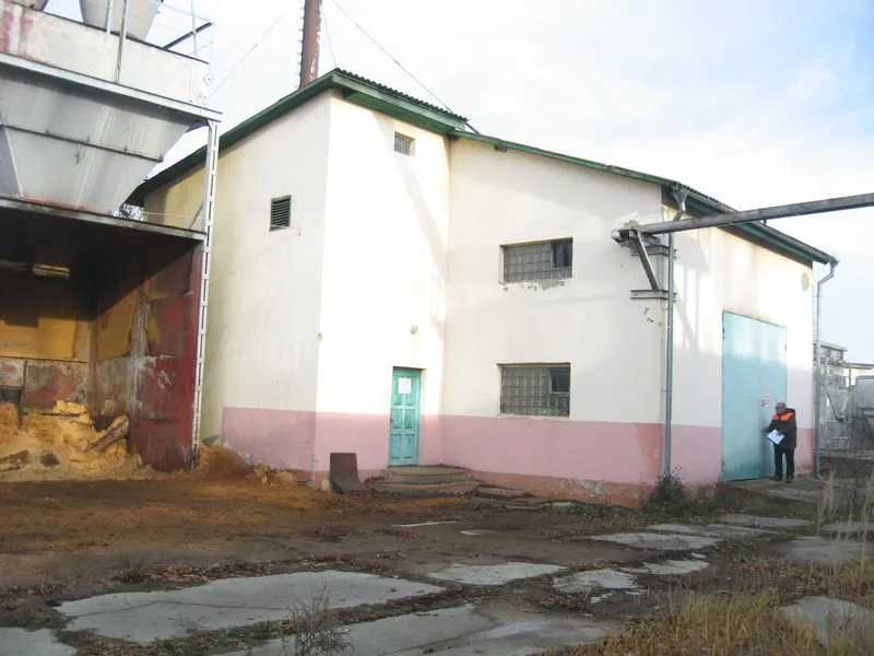 Комплекс переробки деревини, 1726 кв. м, вул. Миколи Микитюка, 103