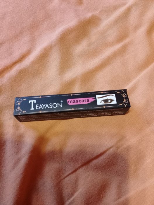 Туш маскара голуба