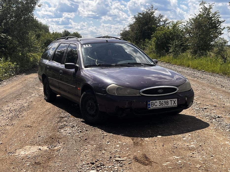 Ford Mondeo 1.8 бензин
