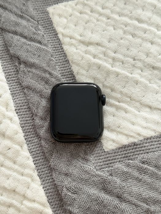 Apple Watch SE 2 40mm Midnight GPS — ідеальний стан