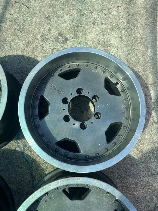 Jantes SSR Ride Spiel R16 6×139.7 ET-1 8.0J