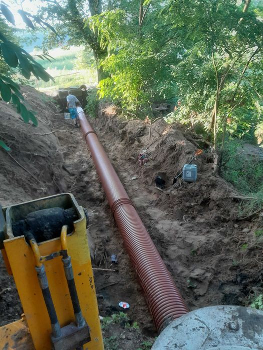 Usługi koparko-ładowarką, minikoparką.Transport