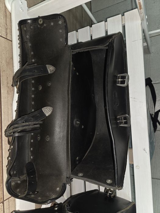 Sakwy skórzane HELD