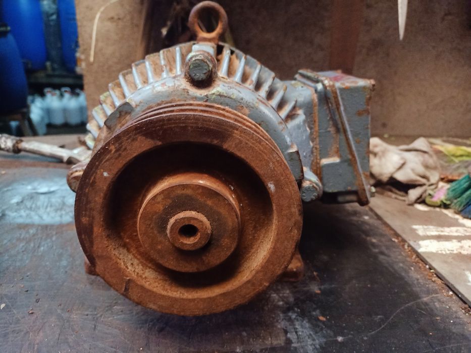 Motor da Siemens, trifásico de puxar qualquer máquina