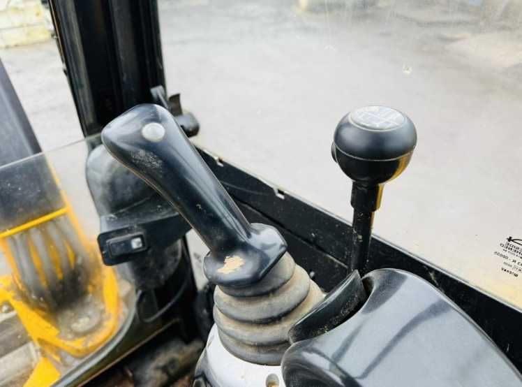 Екскаватор JCB 8026  2018 р 3378 годин з 2 ковшами