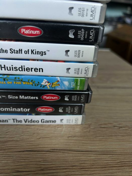 Zestaw gier PSP + filmy UMD 24 szt. – Ratchet & Clank, Indiana Jones, Burnout