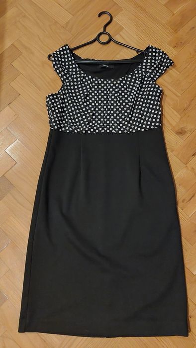 Sukienka wizytowa- f. George, rozm L
