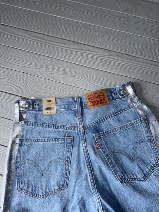 Оригінальні джинси Levi's CINCH BAGGY з регульованим поясом.