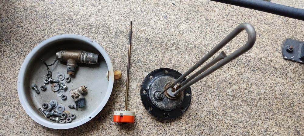 Agora tudo do anuncio €75, Acessórios para painel solar BaxiRoca e out