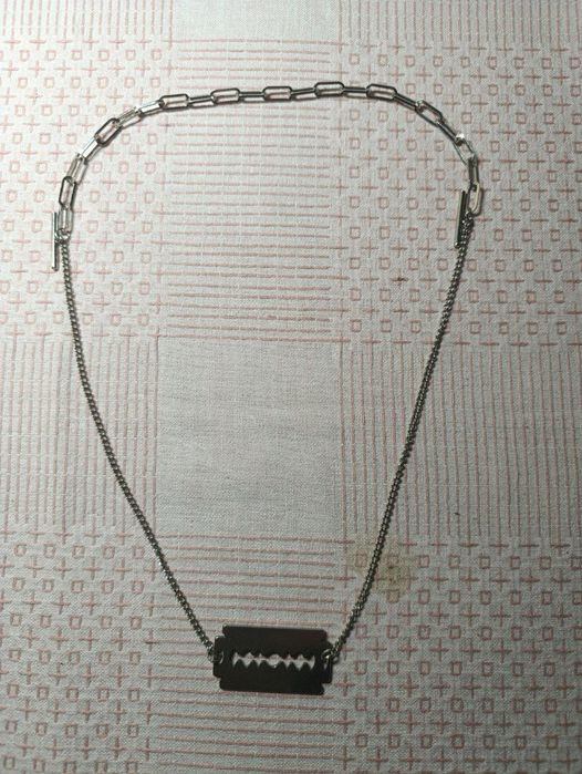 Продаю цепочки sk8 y2k