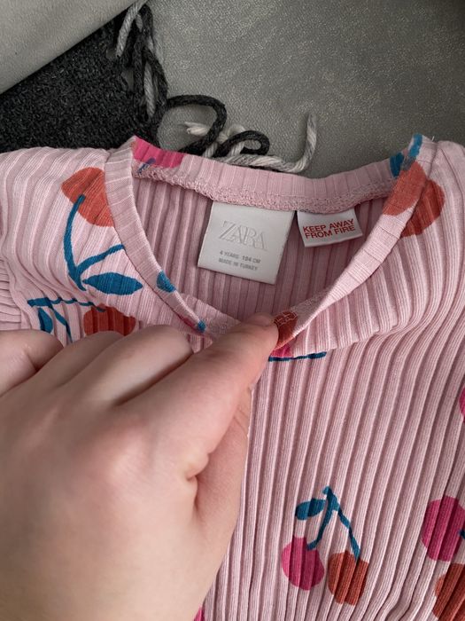 неймовірний костюм zara , футболка + лосини