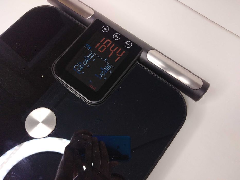 Inteligentna waga elektroniczna DO POMIARÓW CIAŁA-PRECYZYJNY POMIAR