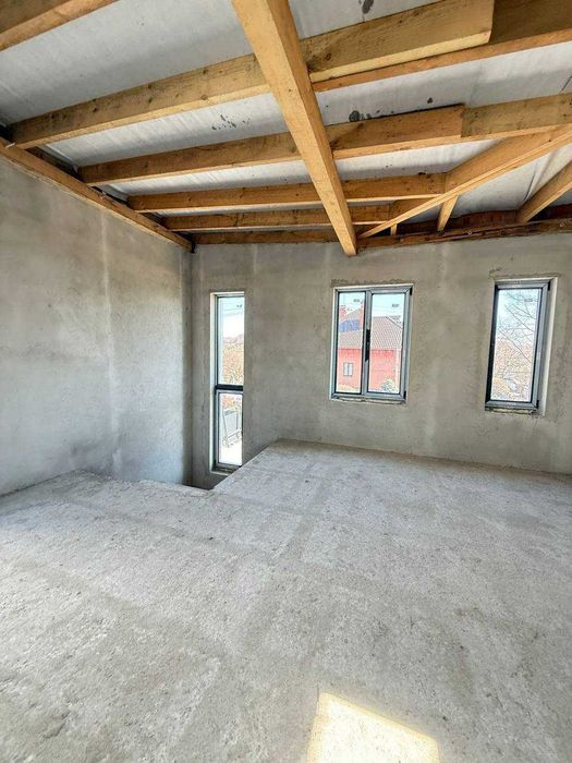 Продаж котеджів у Бірках