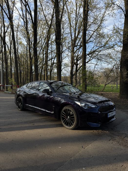 Продам Kia Stinger 2017