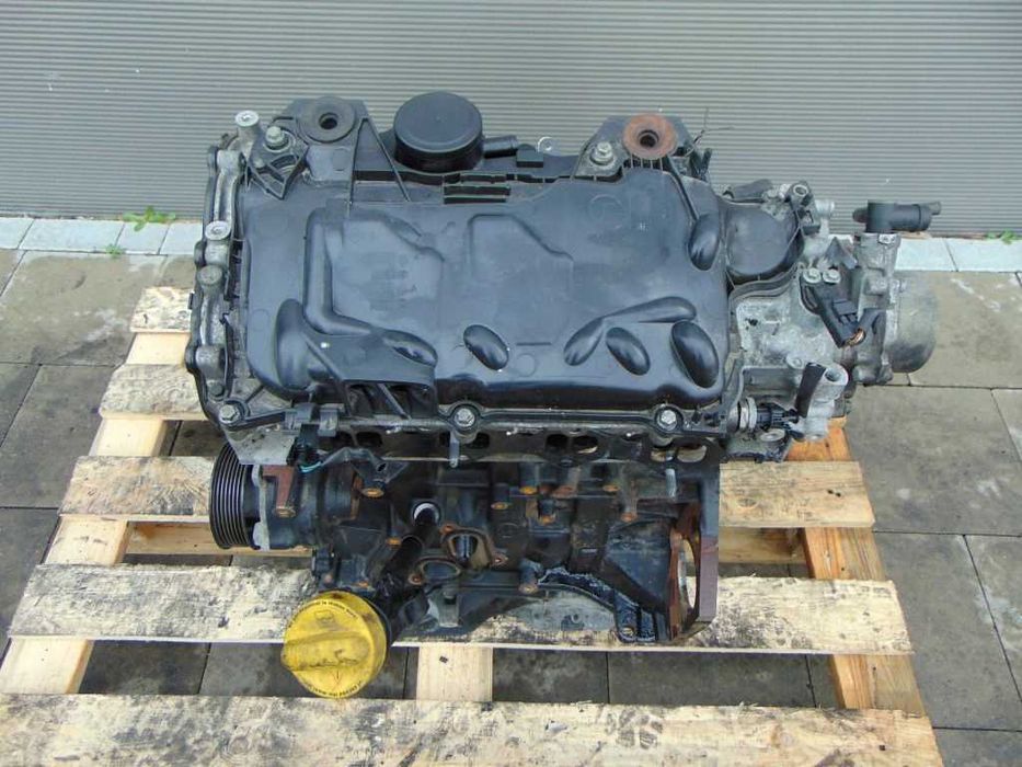 Двигатель Renault Trafic 2.0 dci Opel Vivaro Трафик Виваро Мотор