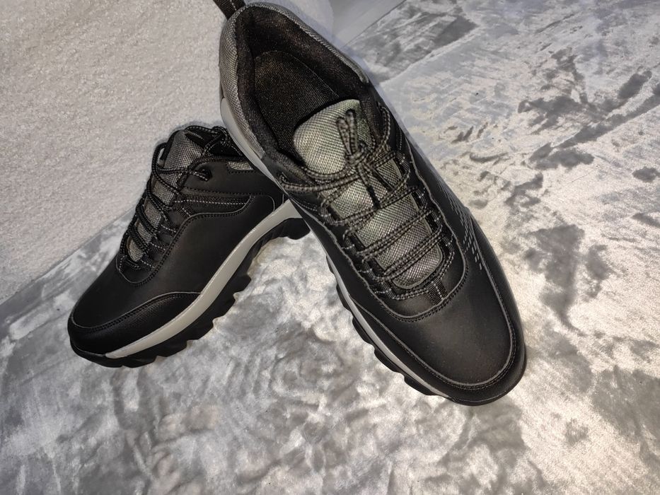 super mega lekkie buty meskie rozm. 44