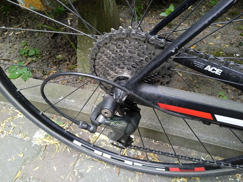 Szosa BMC rama karbonowa 57cm, 2x10 TIAGRA