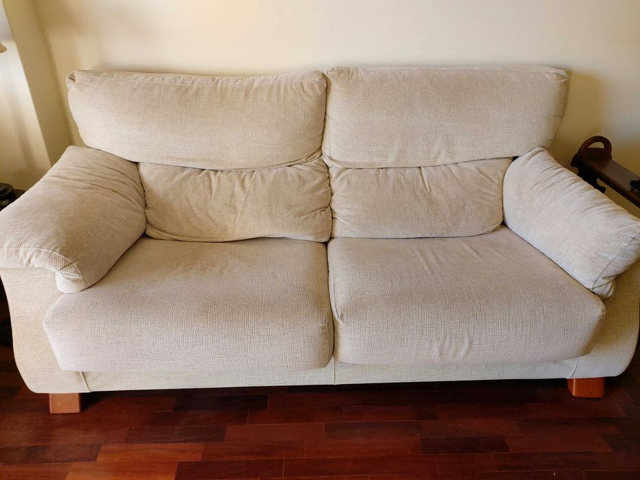 Sofás de sala em bom estado