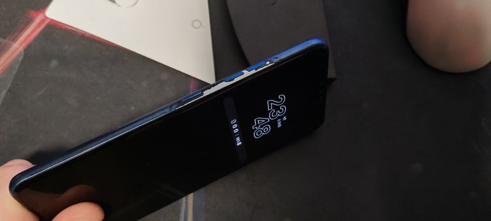 Смартфон LG V40 ThinQ 2sim