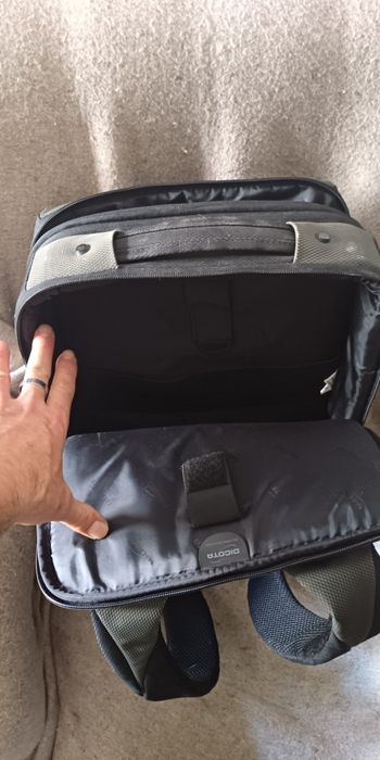 Mochila DICOTA para Laptop