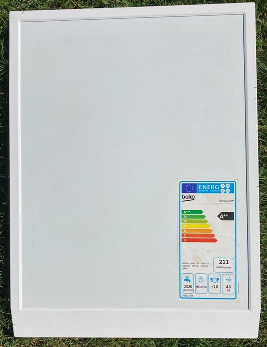 Zmywarka Beko DFS28020, pokrywa 45 cm.
