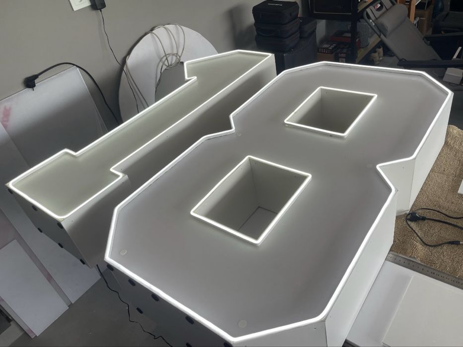 Cyfry 18 Len NEON dekoracja urodziny NEW!