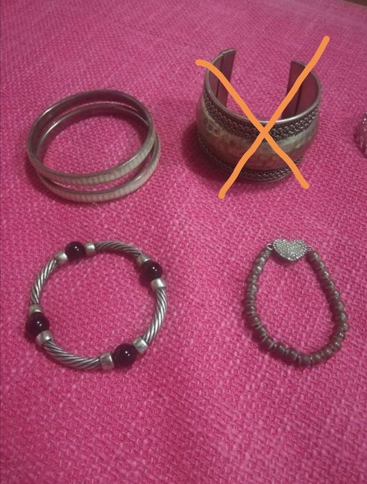 Pulseiras variadas