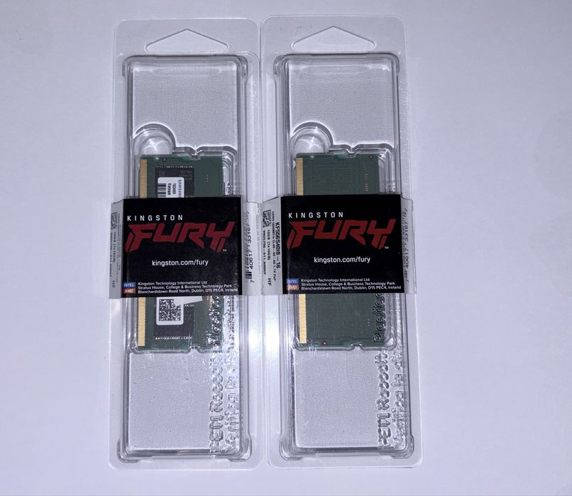 Оперативная память 16GB DDR5 2*8Gb SODIMM Samsung 5600Mhz.