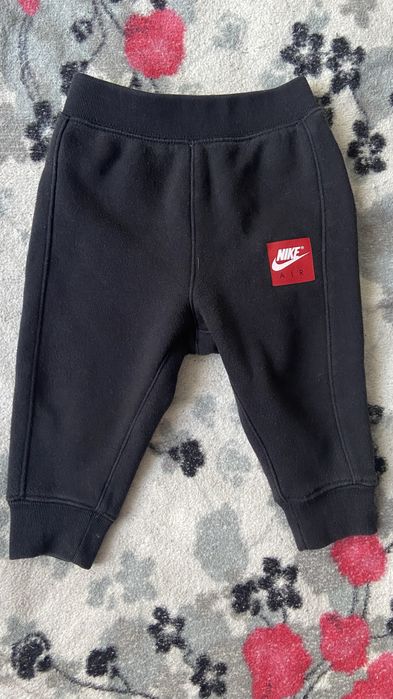 Кросівки  Nike Air Max 2090  Стан нових! Оригінал!В подарок штани Nike