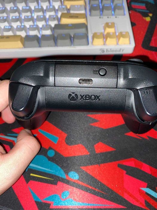 Бездротовий геймпад Microsoft Xbox Controller + акумулятор 10/10