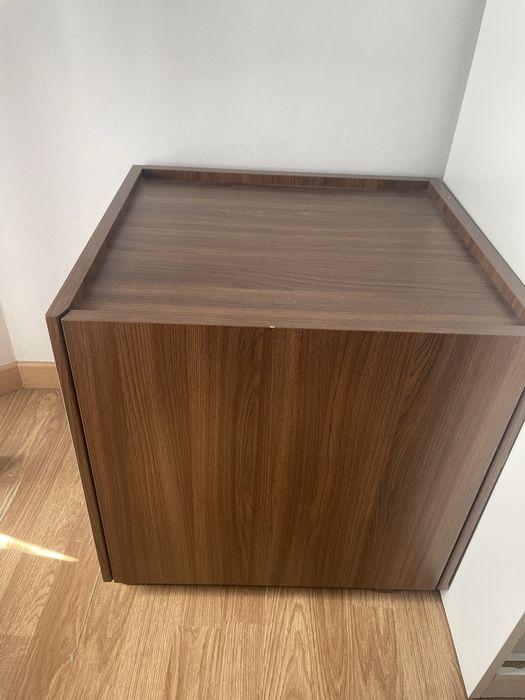 Mesa de cabeceira
