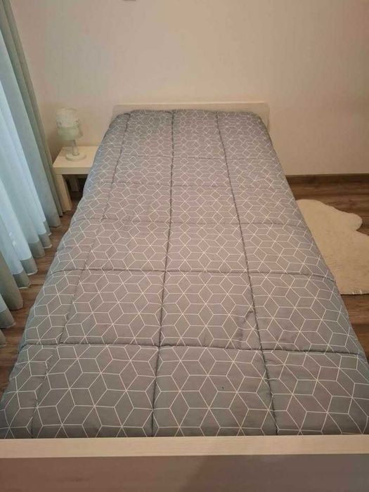 Cama de solteiro, com gavetão