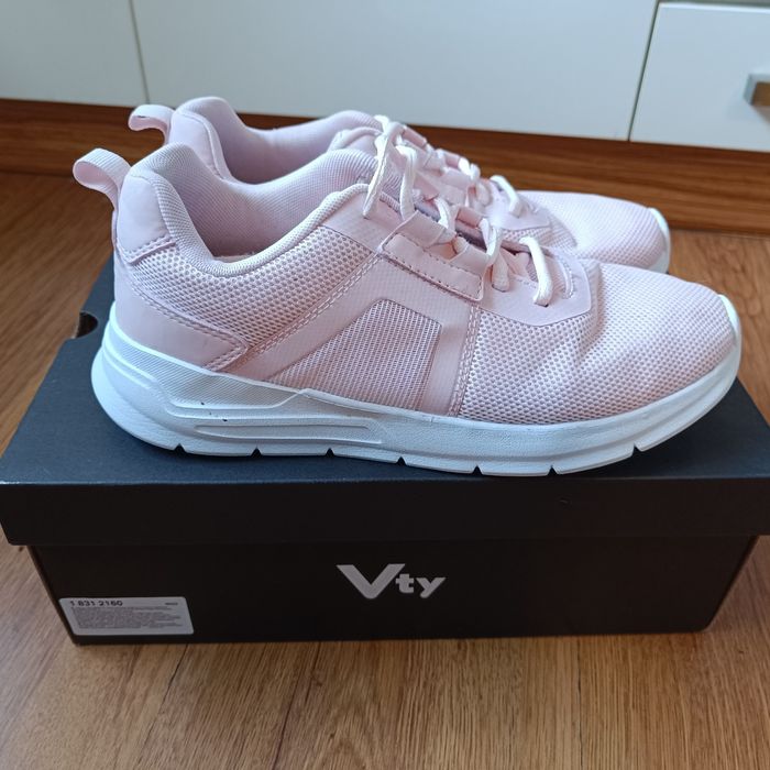 Adidasy Vty 38 różowe (biała podeszwa)