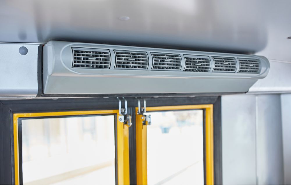 Шкільний автобус