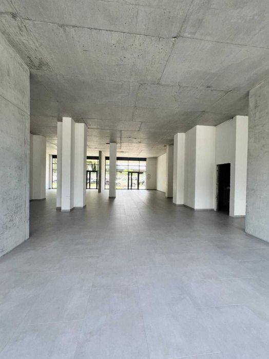 Оренда комерційного приміщення з ремонтом, вулиця Стрийська