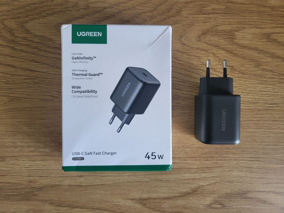 Зарядний пристрій UGREEN X524 45W GaN PD3.0 / QC3.0 Quick Charge Black