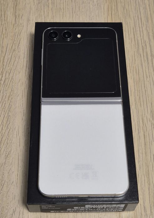 Samsung Galaxy Z Flip 5